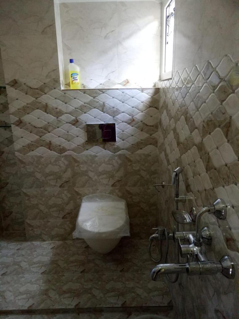 Bandana'S Bed & Breakfast Guwahati Exteriör bild